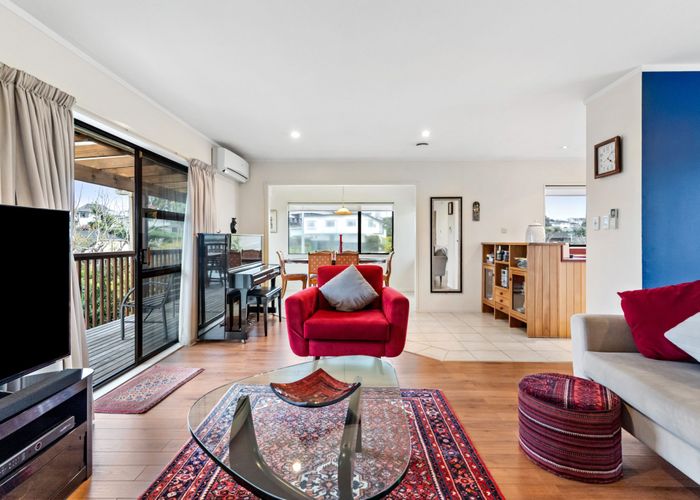  at 2/115 Bucklands Beach Road, Bucklands Beach, Manukau City, Auckland
