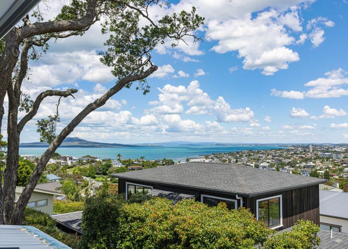  at 21a Castor Bay Road, Castor Bay, North Shore City, Auckland
