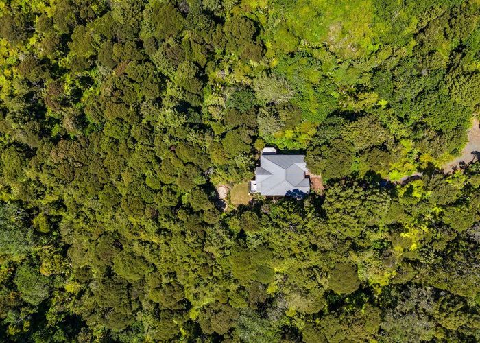  at 4 Kereru Grove, Greenhithe, North Shore City, Auckland