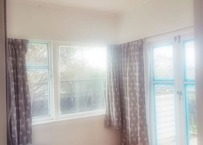  at 32A Staveley Avenue, Mount Roskill, Auckland City, Auckland