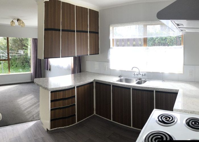  at 98 Stewart Dr, Newlands, Wellington, Wellington