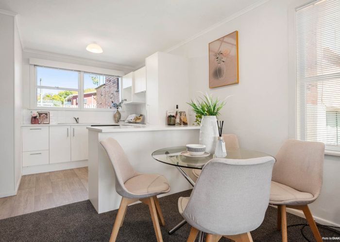  at 6/164 Blockhouse Bay Road, Avondale, Auckland City, Auckland