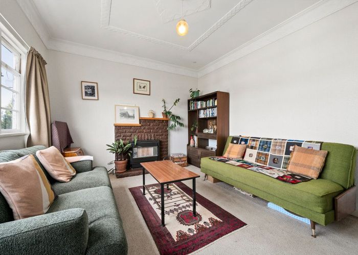  at 76 Maupuia Road, Maupuia, Wellington, Wellington