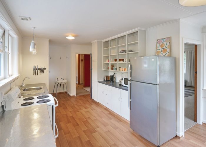  at 30 Hassals Lane, Waltham, Christchurch City, Canterbury