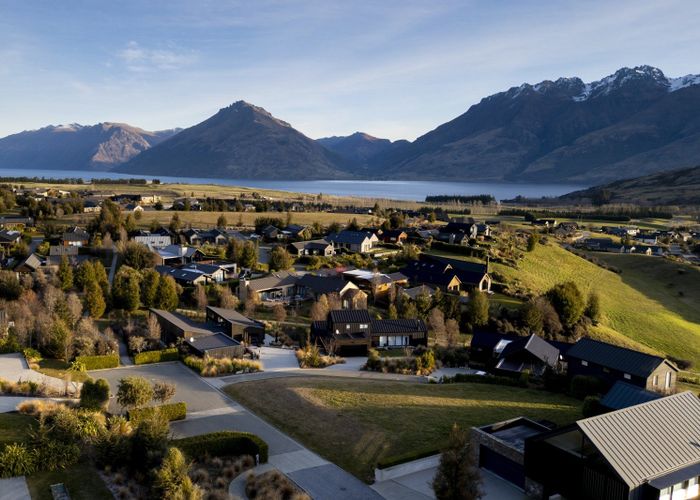  at 14 Glenfiddich Road, Jacks Point, Queenstown-Lakes, Otago