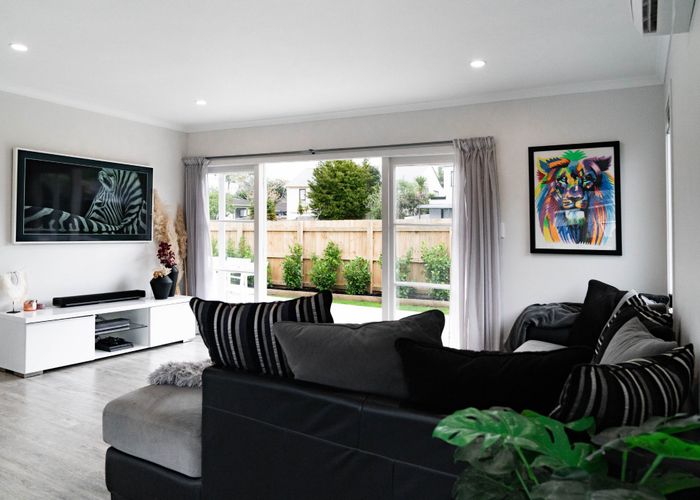  at 18a Crosby Rd, West Harbour, Waitakere City, Auckland