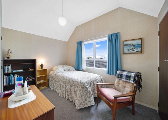  at 19A Ridgemount Rise, Mangere Bridge, Manukau City, Auckland