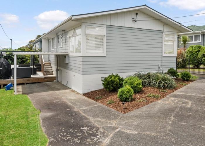  at 1/12 Firth Road, Browns Bay, North Shore City, Auckland