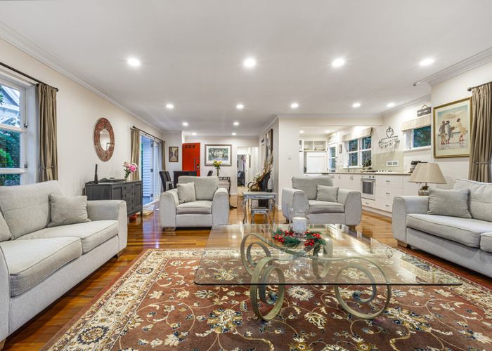 For sale 1/14 Maritime Terrace, Birkenhead, North Shore City