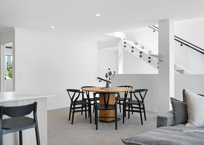  at 2/1 Palmerston Street, Hamilton City Central, Hamilton, Waikato