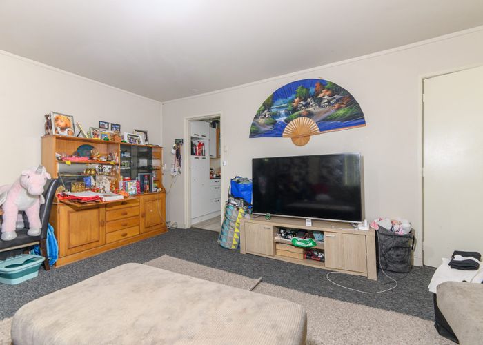  at 4/122 Church Street, Otahuhu, Auckland