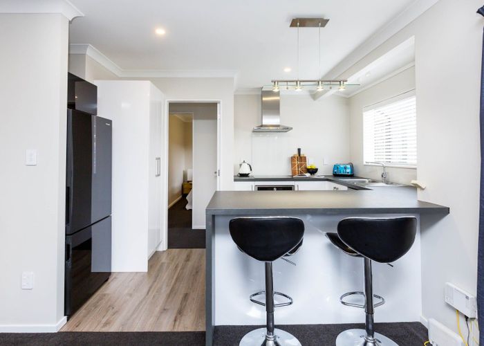  at 2/12 Gloucester Street, Silverstream, Upper Hutt