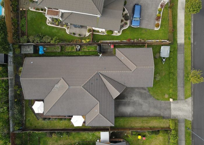  at 27 Heathfield Avenue, Huntington, Hamilton