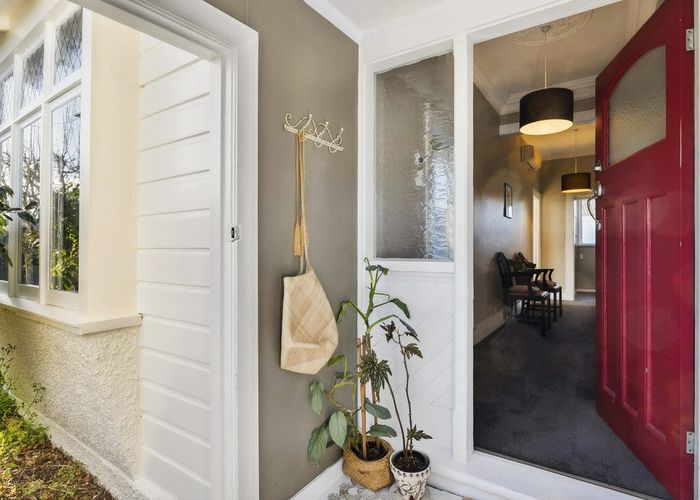  at 9 Montreal Street, Saint Kilda, Dunedin, Otago