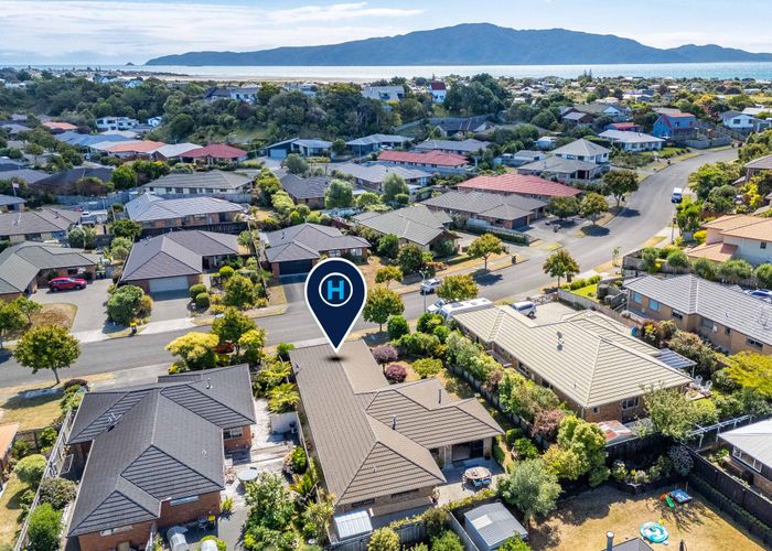  at 31 Campion Road, Waikanae Beach, Waikanae