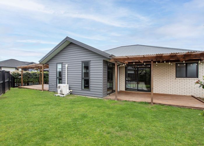  at 15 Faber Place, Rototuna, Hamilton, Waikato