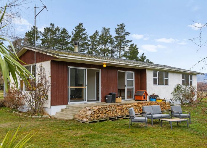  at 2182 Tarras-Cromwell Road, Tarras, Cromwell