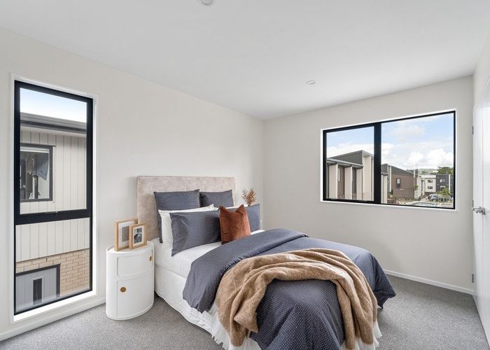  at 321 Glengarry Road, Glen Eden, Waitakere City, Auckland