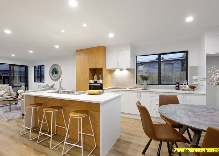  at 14/25 Vodanovich Road, Te Atatu South, Waitakere City, Auckland