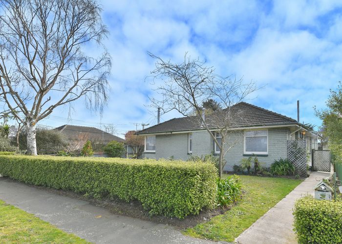  at 6 Gresham Terrace, New Brighton, Christchurch