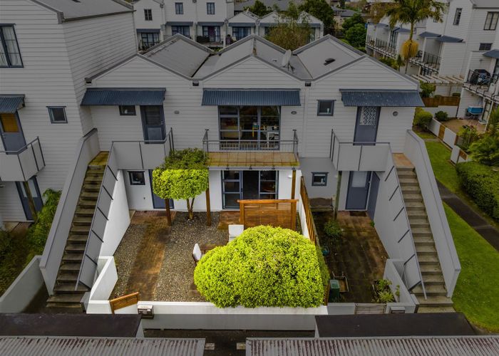  at 26/5 Carolina Place, Albany, Auckland