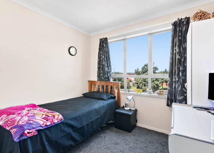  at 10 Chapel Road, Flat Bush, Auckland