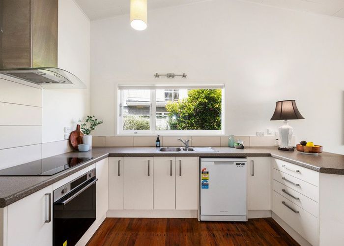  at 30 Madras Street, Khandallah, Wellington, Wellington