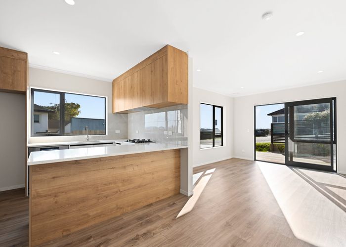  at 1/1 Mitcham Avenue, Forest Lake, Hamilton, Waikato