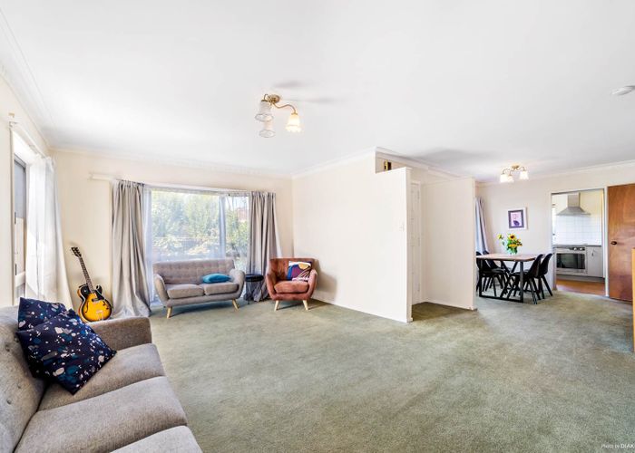  at 2/61 Nile Road, Milford, Auckland