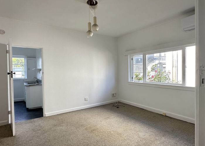  at 3/75 Valley Road, Mount Eden, Auckland City, Auckland