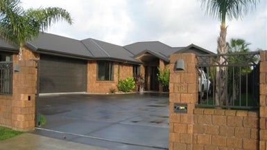  at 18 Rhys Avenue, Huntington, Hamilton