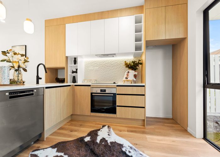  at 10E Keate Place, Mount Wellington, Auckland City, Auckland