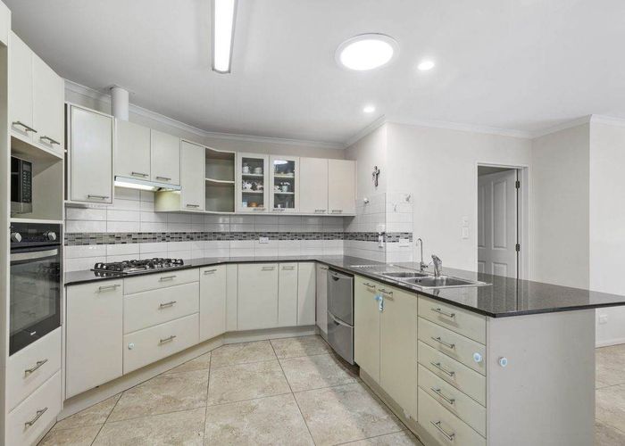  at 29 Ambleside Drive, Northpark, Auckland