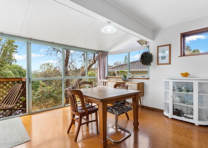  at 16 Aplin Place, Birkdale, Auckland