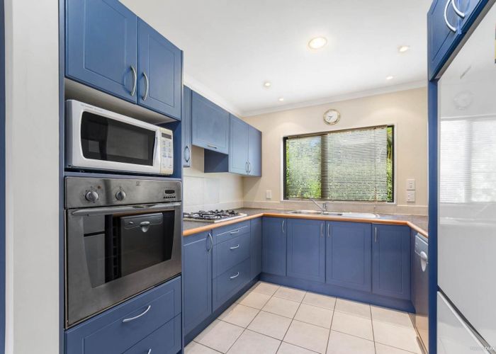  at 9/102 Greenhithe Road, Greenhithe, North Shore City, Auckland