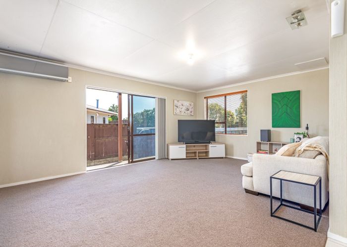  at 12 Hillcrest Drive, Kelvin Grove, Palmerston North, Manawatu / Whanganui