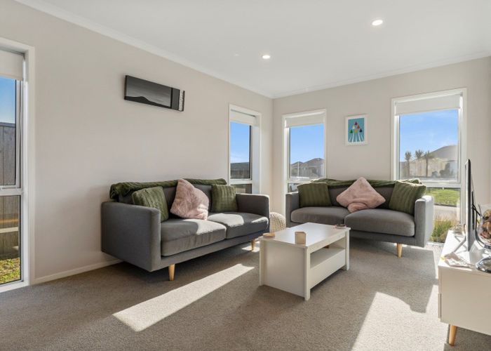  at 6 Wahaika Way, Papamoa Beach, Papamoa