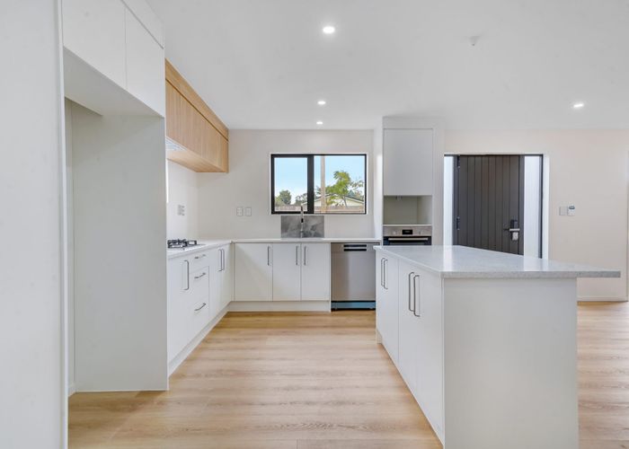 at Lot 3, 34 Ashlynne Avenue, Papatoetoe, Manukau City, Auckland