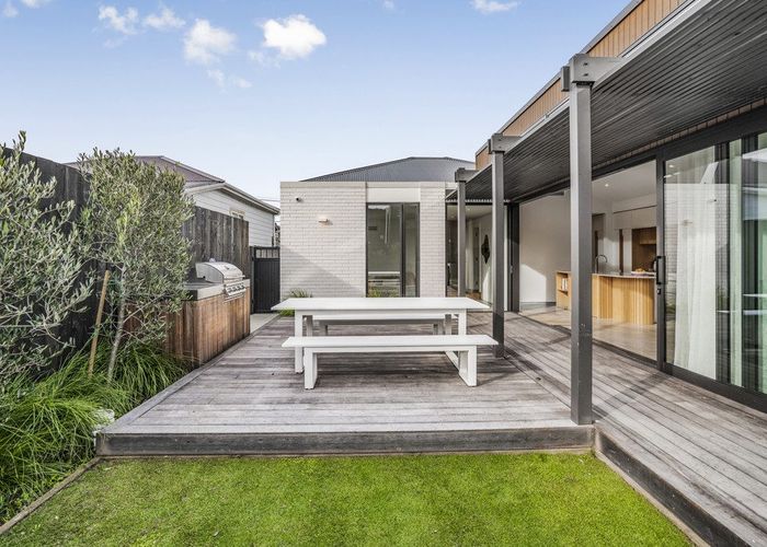  at 99 Richmond Street, Petone, Lower Hutt