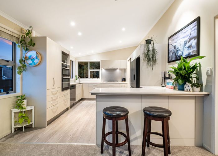  at 37 Spinnaker Drive, Whitby, Porirua