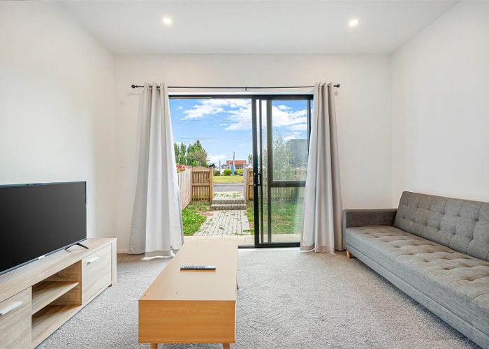  at 2/96 Walmsley Road, Mangere Bridge, Manukau City, Auckland