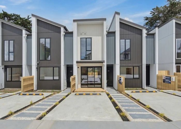  at 40 Ramwall Place, Weymouth, Manukau City, Auckland
