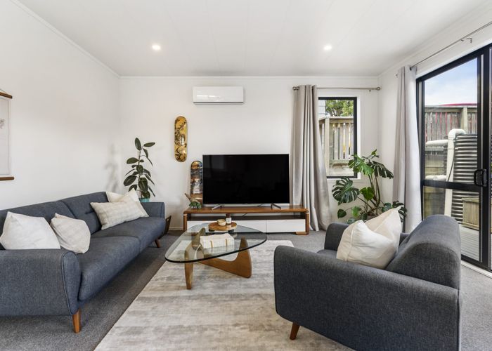 at 1 Japonica Drive, Beach Haven, Auckland