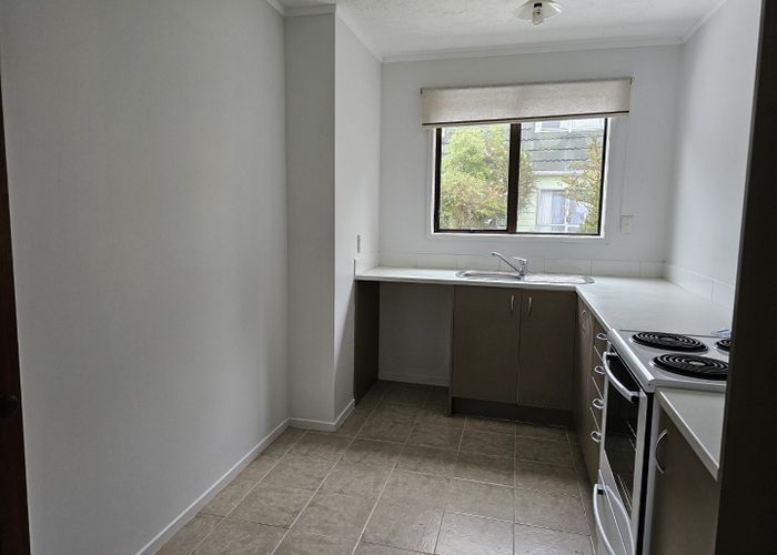  at 6/2 Burdendale Grove, Churton Park, Wellington, Wellington