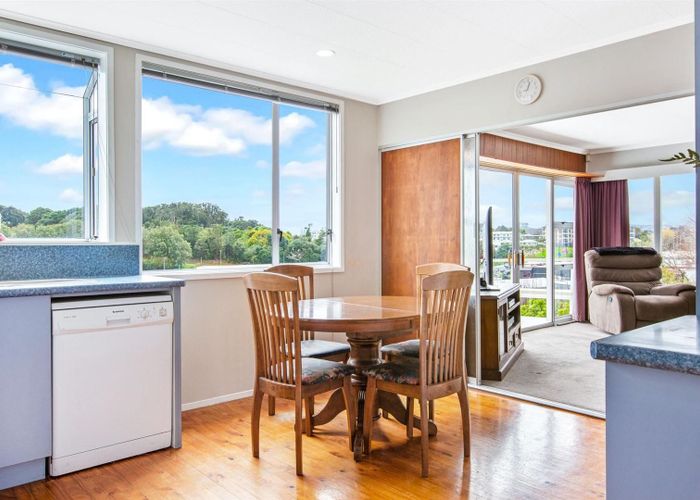  at 95 Bell Street, Tawa, Wellington