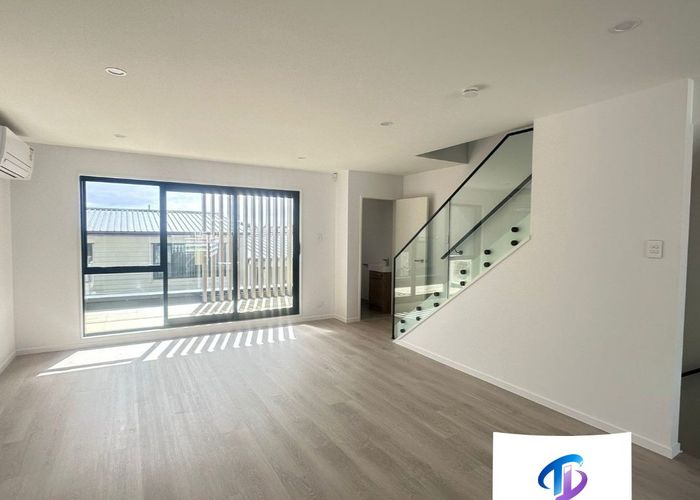  at 4/53 Drake Street, Howick, Manukau City, Auckland