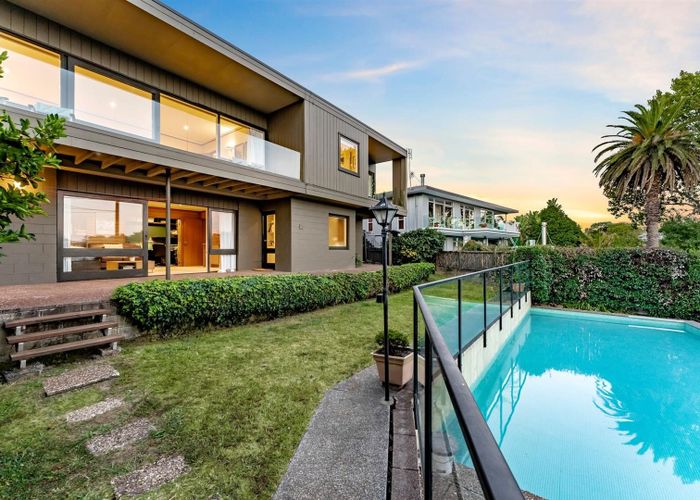  at 47 Sylvan Park Avenue, Milford, North Shore City, Auckland