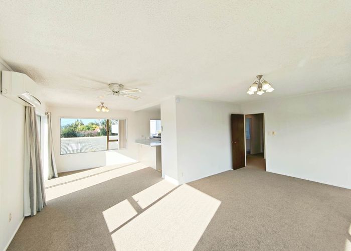  at 28 Glencoe Road, Browns Bay, North Shore City, Auckland