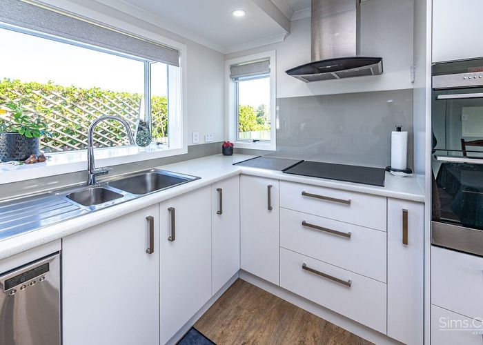  at 34 Selwyn Crescent, College Estate, Whanganui, Manawatu / Whanganui