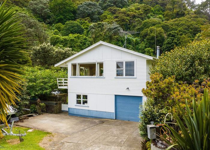  at 114 Victoria Street, Thames